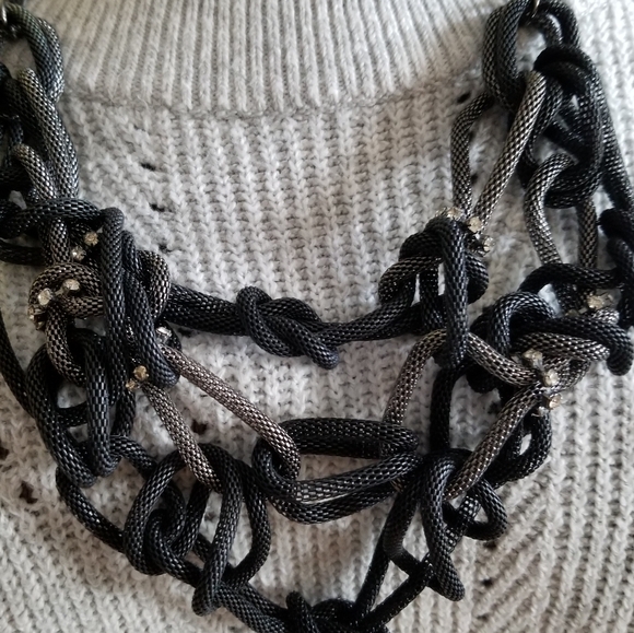 VERA WANG Necklace - Picture 2 of 2